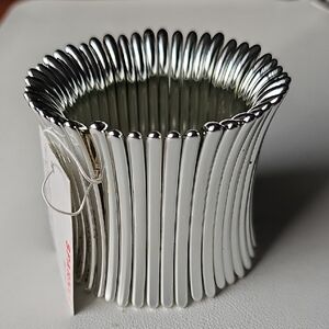 Silver Tall Stretch Lightweight Bracelet